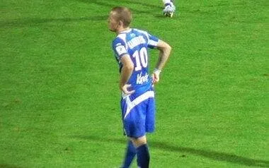 auxerre veut recuperer 8380