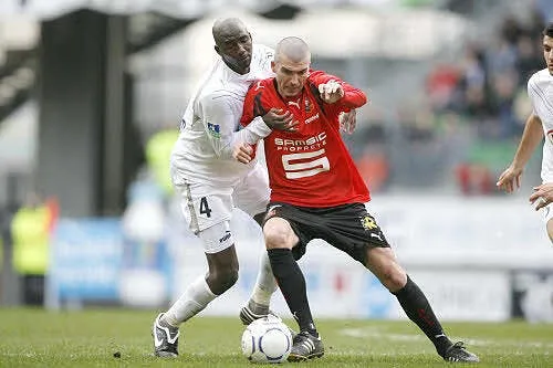 blanc impressionne par rennes 12604