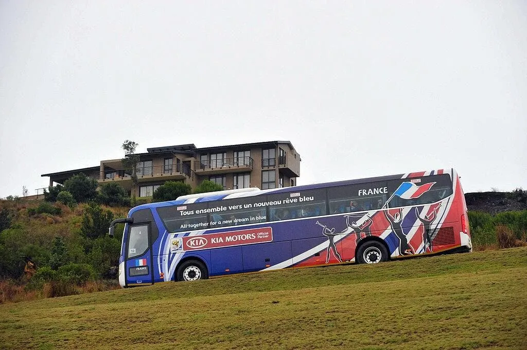 coupet reecrit l histoire de la greve des bleus 56863 9032