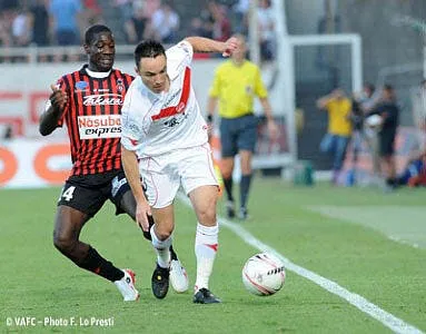 fae il faudra un grand nice 12389