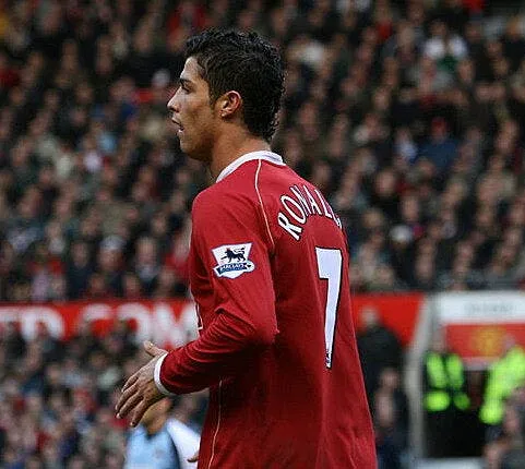 ferguson ronaldo n a que 23 ans 10271