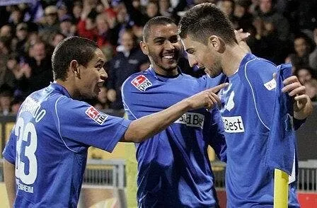 ibisevic aller le plus haut possible 12180