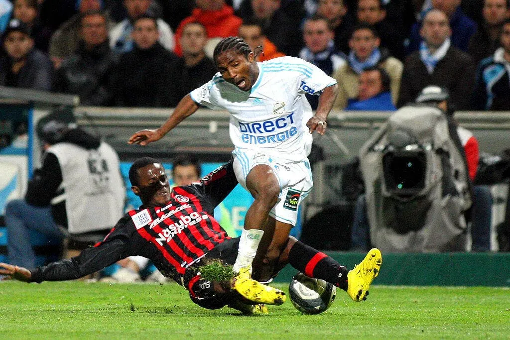 photo du jour le tacle qui peut couter le mondial a baky kone 50991 7758