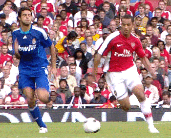 pour wenger walcott sera meilleur que messi 9358