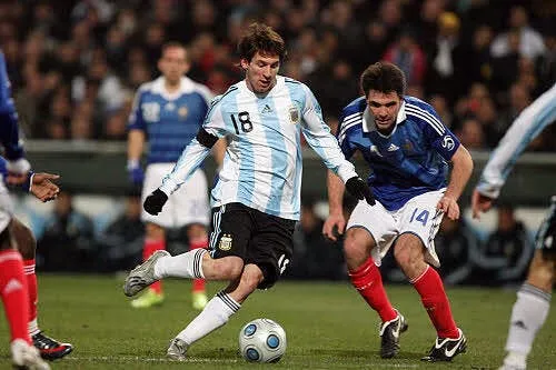 quand messi fait peur a lyon 19786