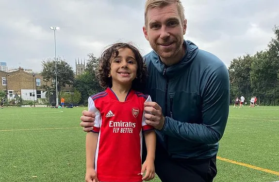 un prodige des sa naissance arsenal le recrute a508590a5737648216755cd718abf6c765d9dc1f5f1183f165155fec1d676ac1 326331