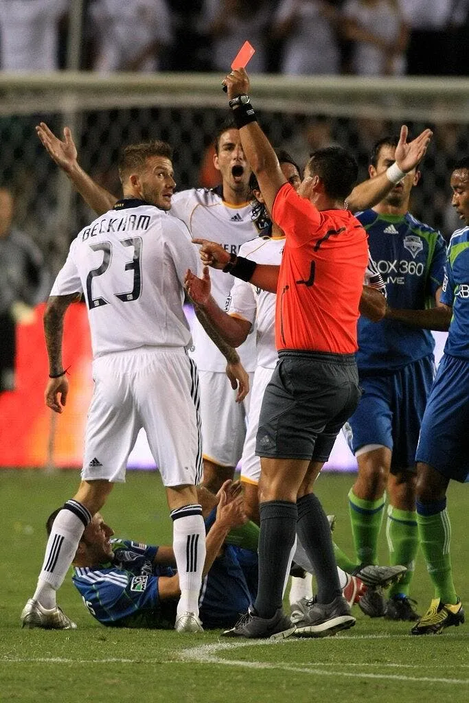 video le tacle assassin de beckham 34047 4895