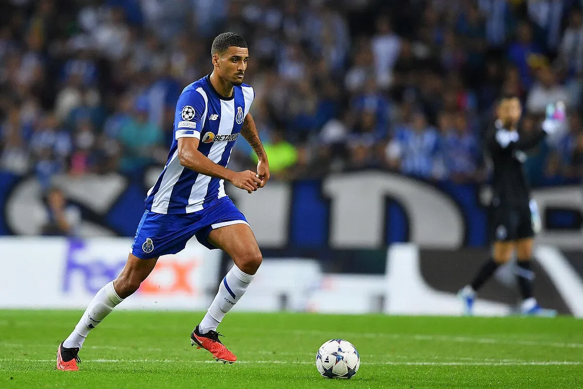 20 millions d euros l ol frappe fort pour david carmo icon ap 12561559 370427