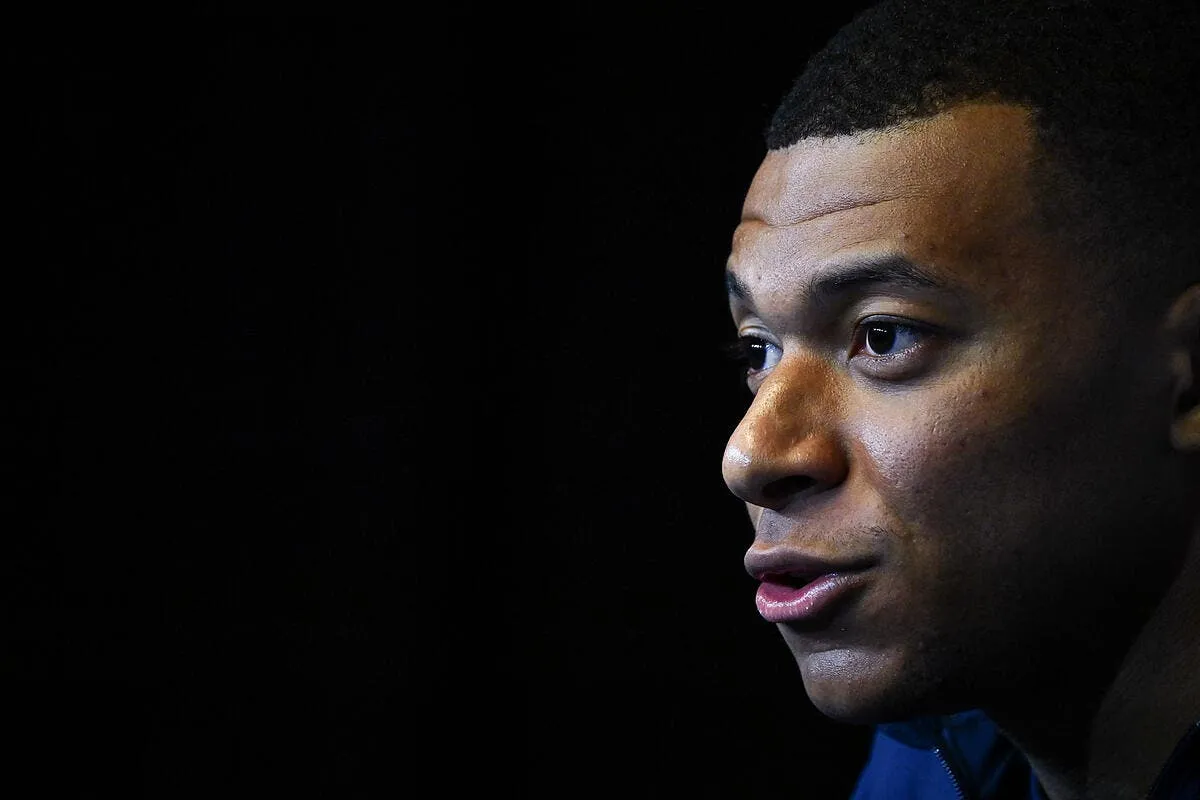 240 millions et il part mbappe envoie la facture icon dib 230323 10 50 362325