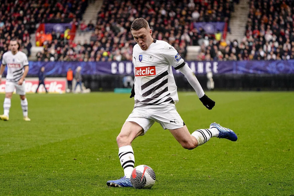 adrien truffert a l om grosse surprise en vue icon 07012024 eds0619 370444