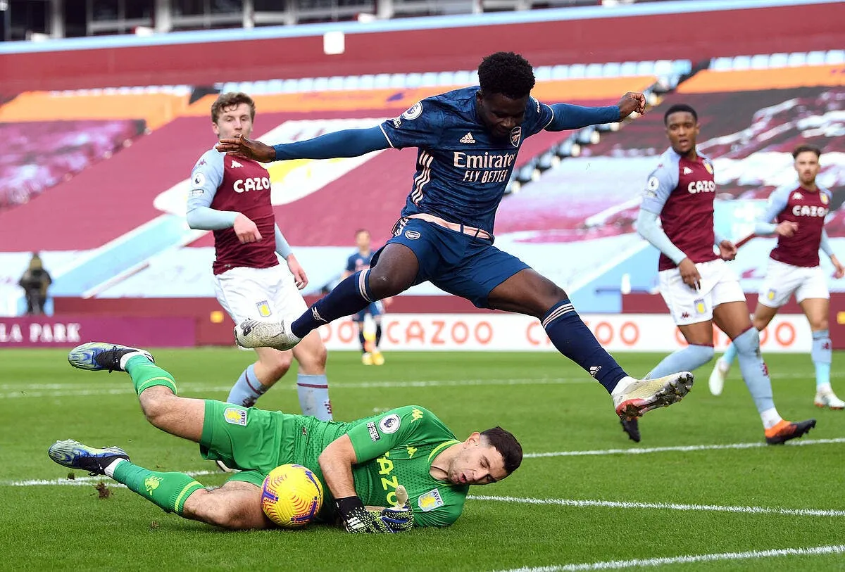 ang arsenal retombe de haut icon 57928639 306119