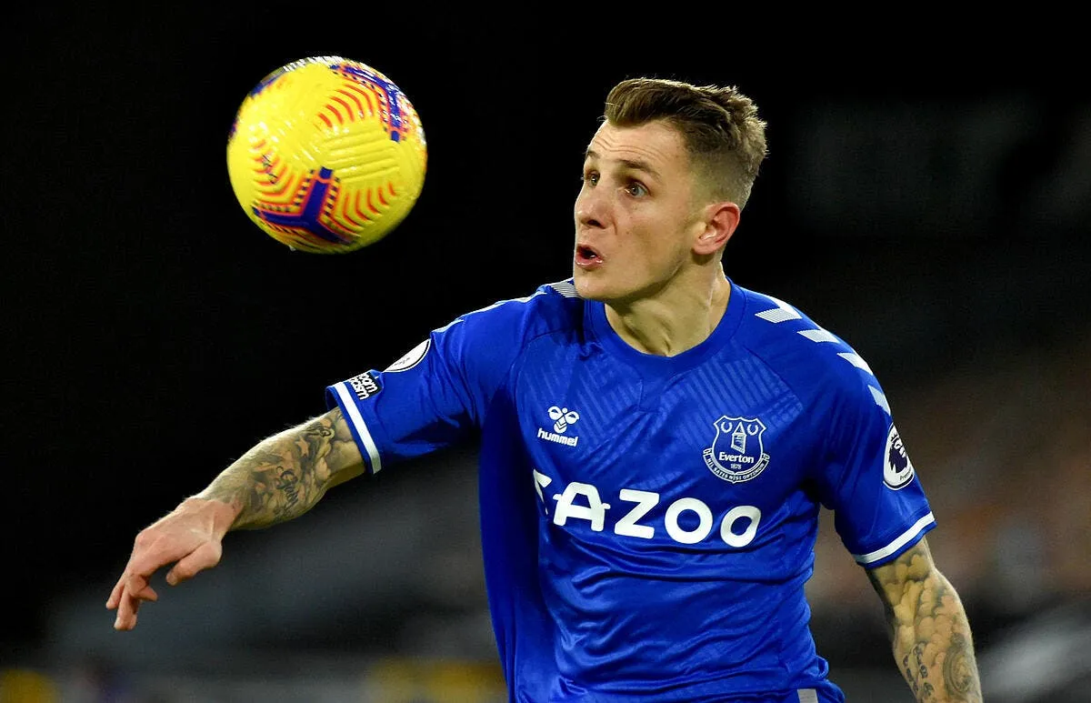 ang lucas digne prolonge a everton icon 57947622 307619