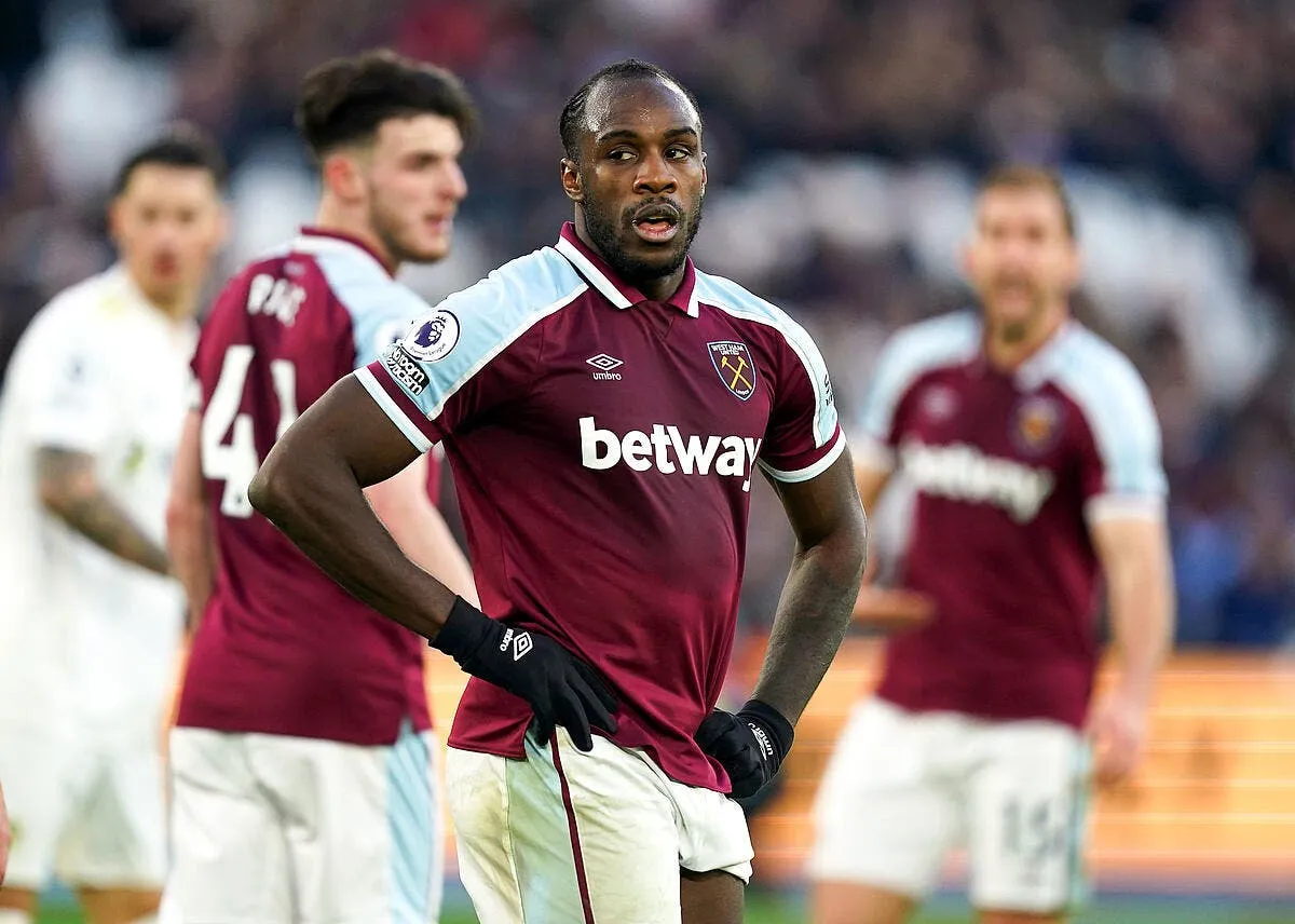 ang michail antonio detourne la polemique sur zouma icon 021602 0116 334479