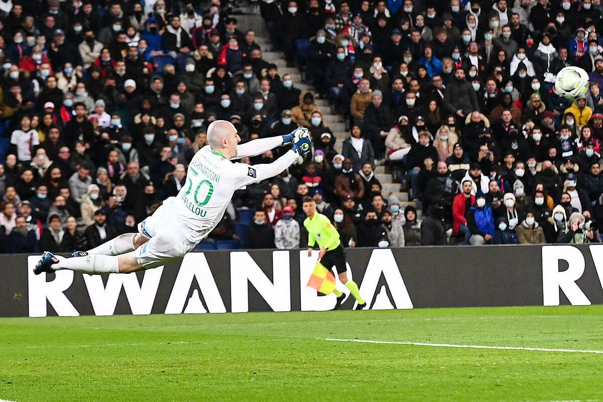 asse bernardoni stoppe cette etonnante polemique face au psg icon pl2 8920 335723