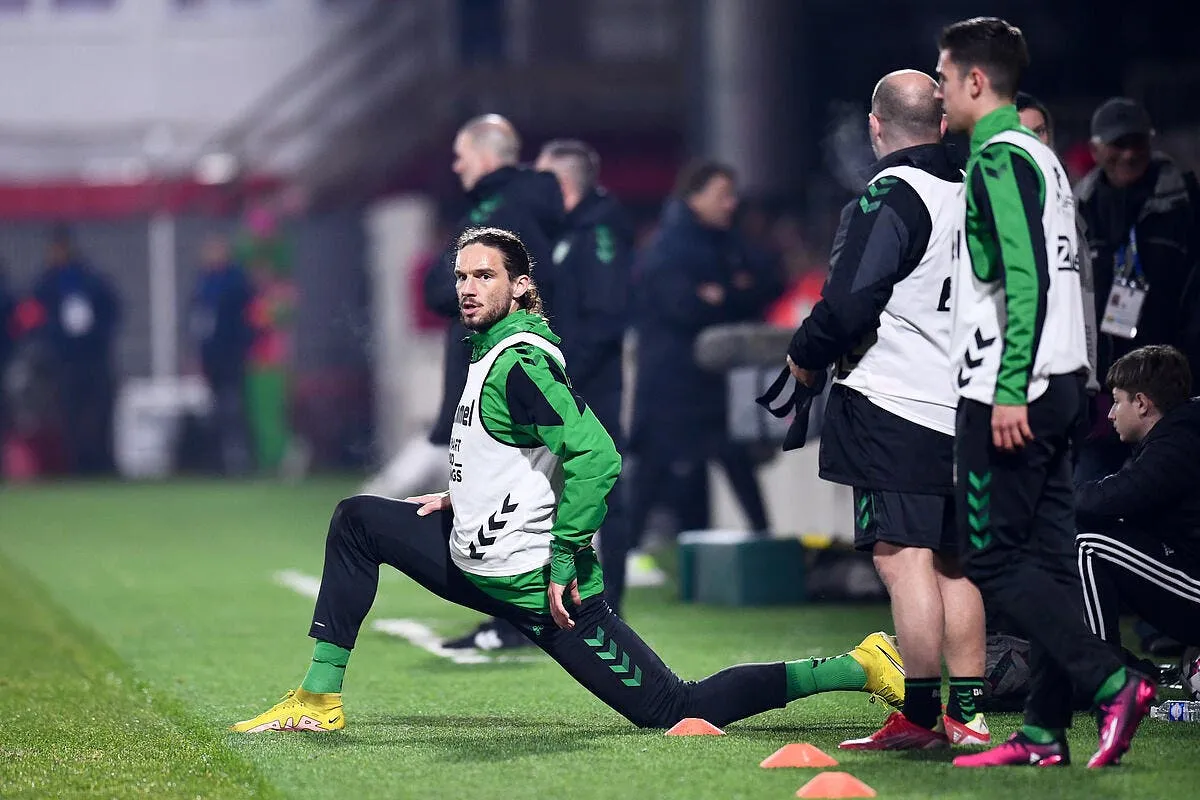 asse le mercato est un fiasco total un joueur fuit en chine icon pl5 3227 358530