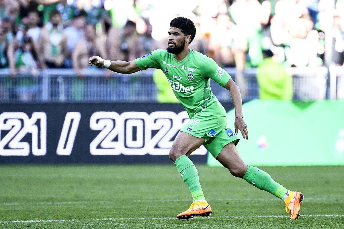 asse mahdi camara heroique dupraz dit chapeau icon cas4960 339221