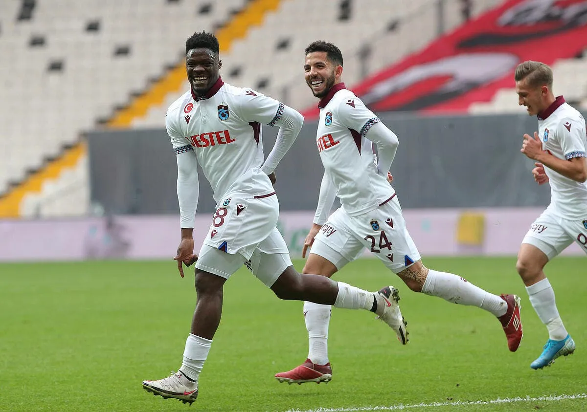 asse saint etienne veut casser sa maigre tirelire pour un attaquant ekubo 316453