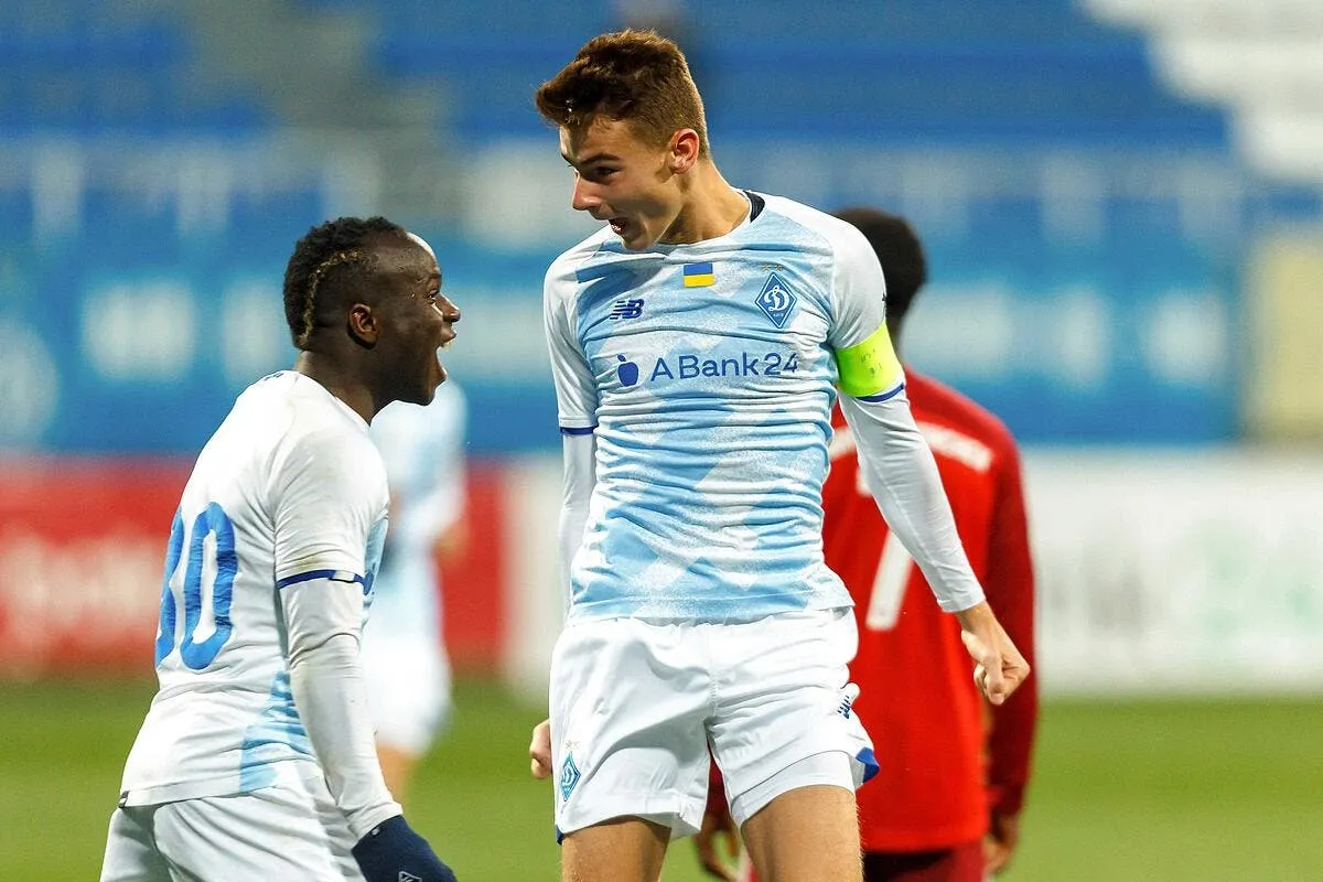 asse une pepite fuyant l ukraine en approche icon 006742 0008 337745