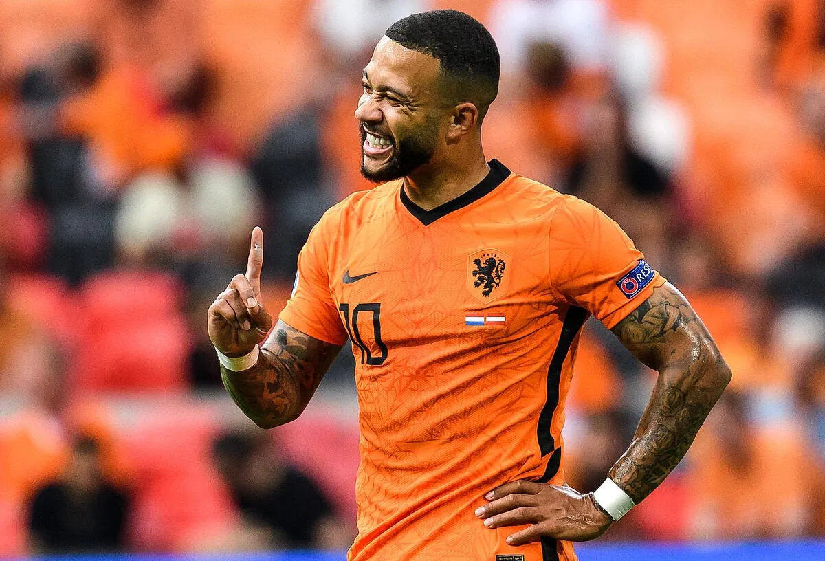 barca depay traine un probleme cache depay 317033
