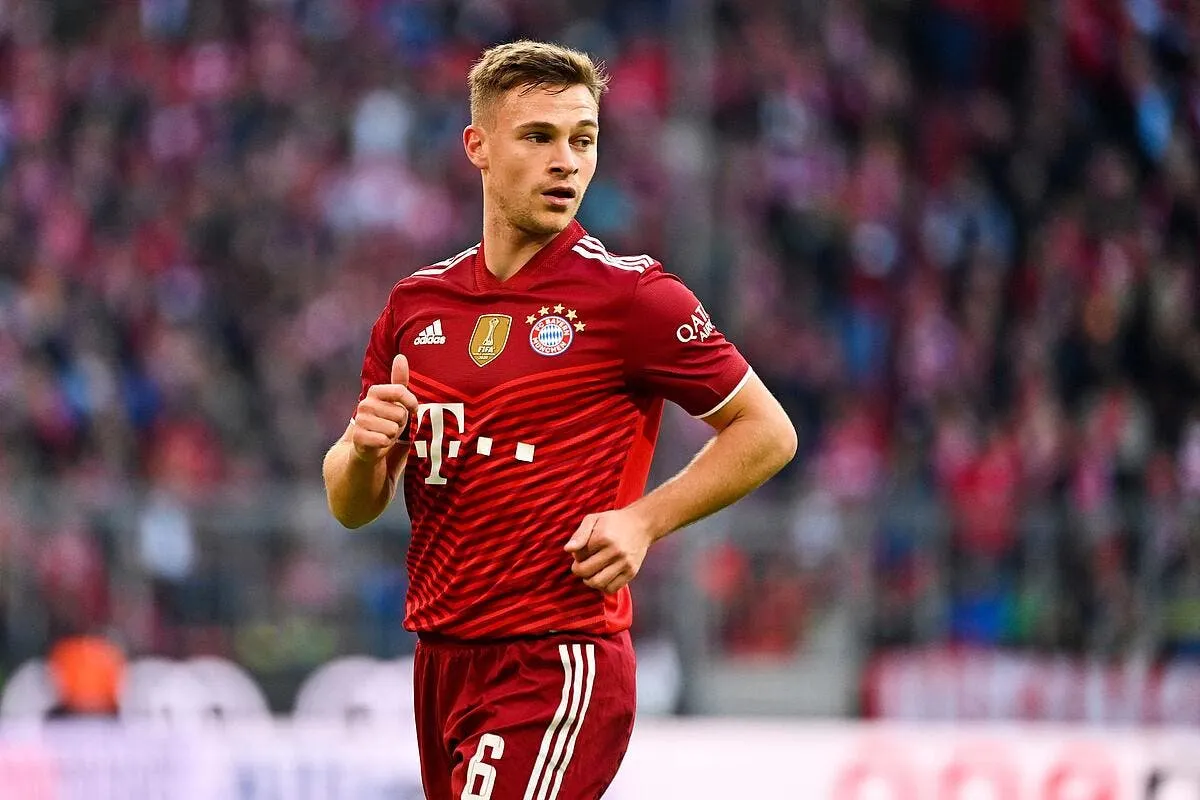 bayern kimmich craque face a la pression et accepte le vaccin icon 263531398 330127