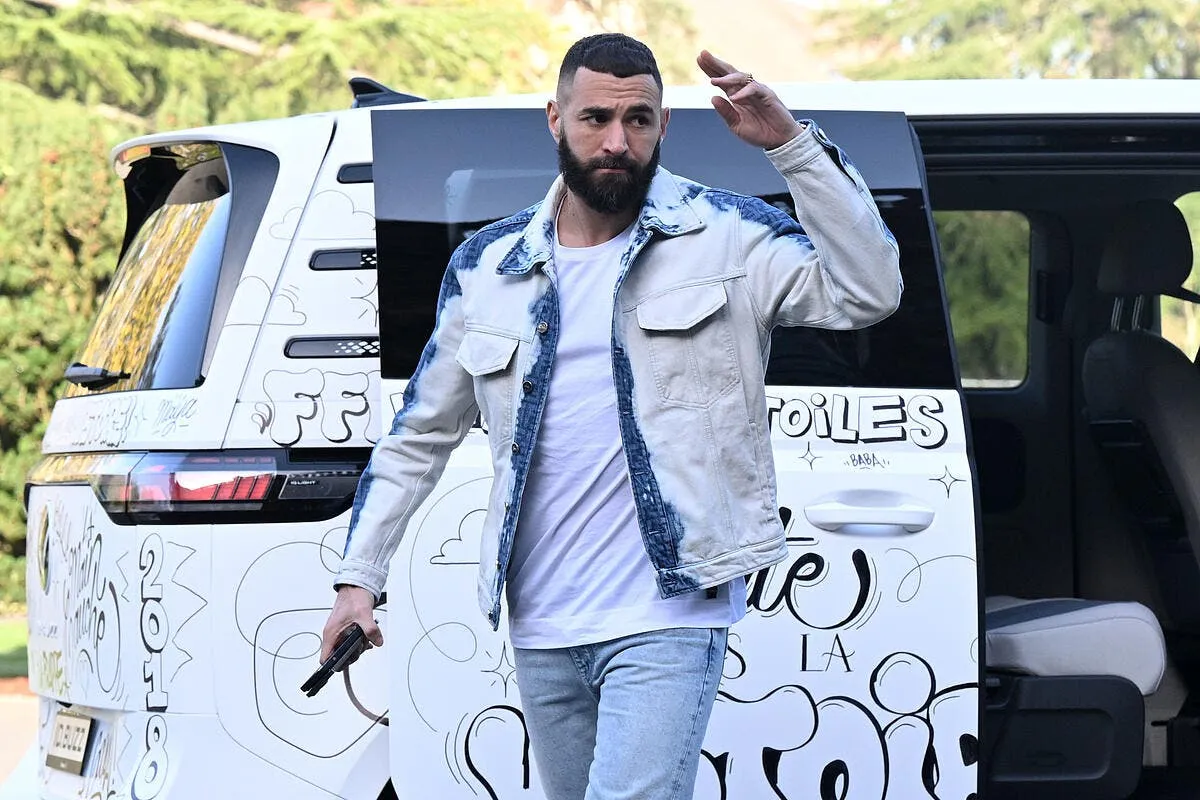 benzema le ballon d or du peuple se prend une claque icon ab8 0217 358439