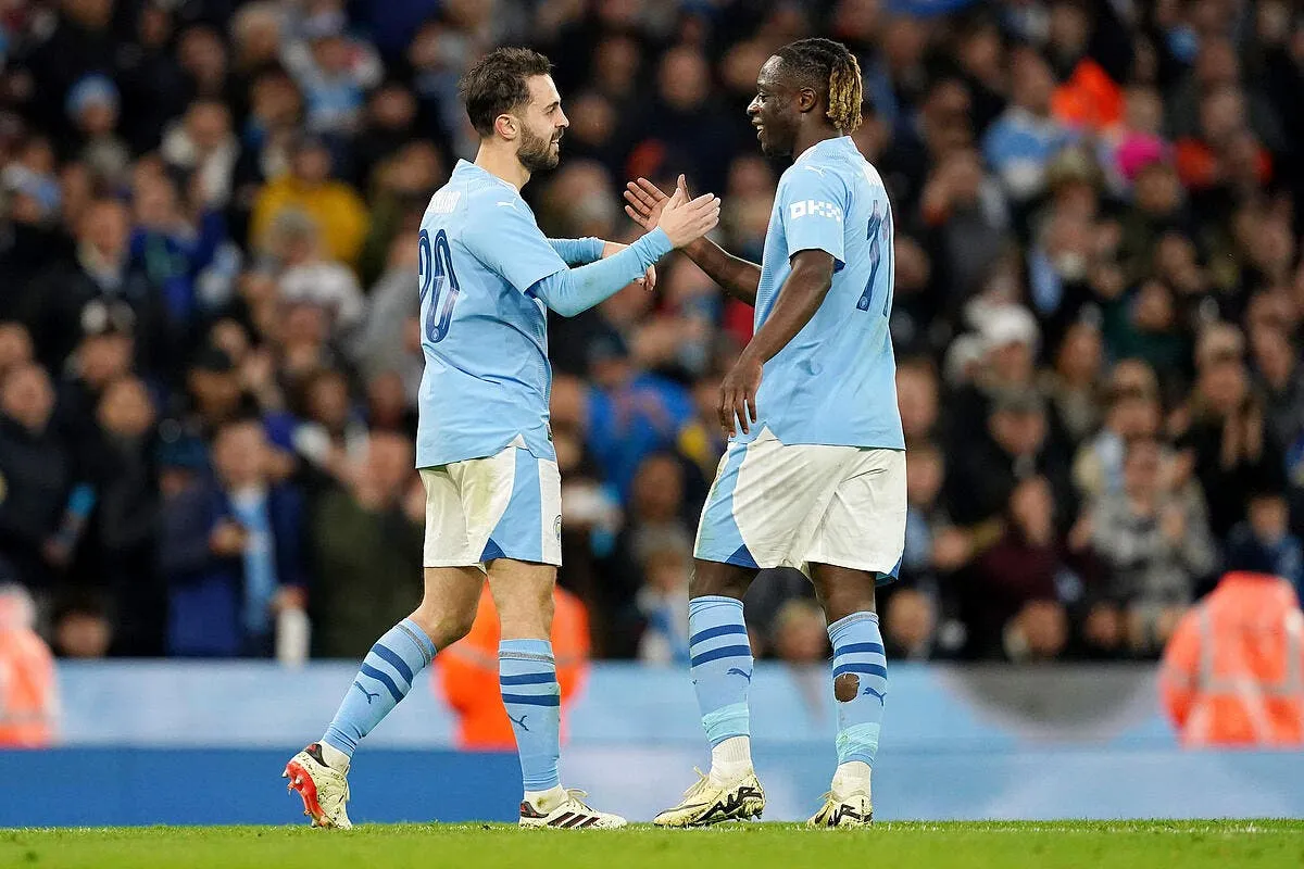 bernardo silva se renseigne le psg s eloigne bernardo silva 12 374080