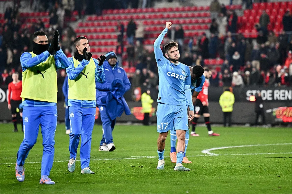 brassard noir pour les joueurs de l om icon ab9 2278 359056