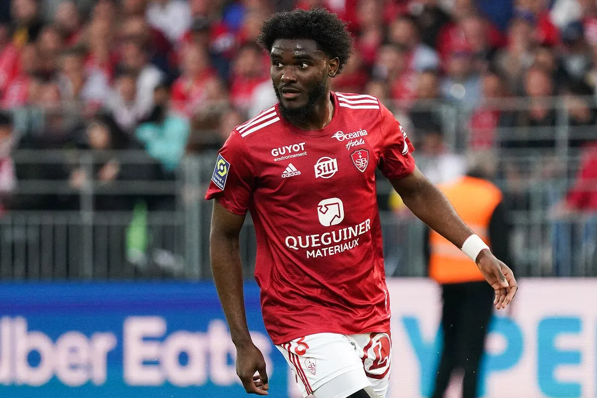 brest laisse filer sa revelation l om est sur le coup brassier 376633