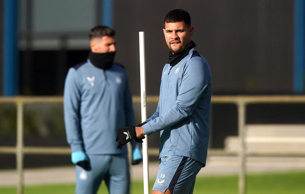 bruno guimaraes force son depart mais pas pour le psg bruno guimaraes 9 370458