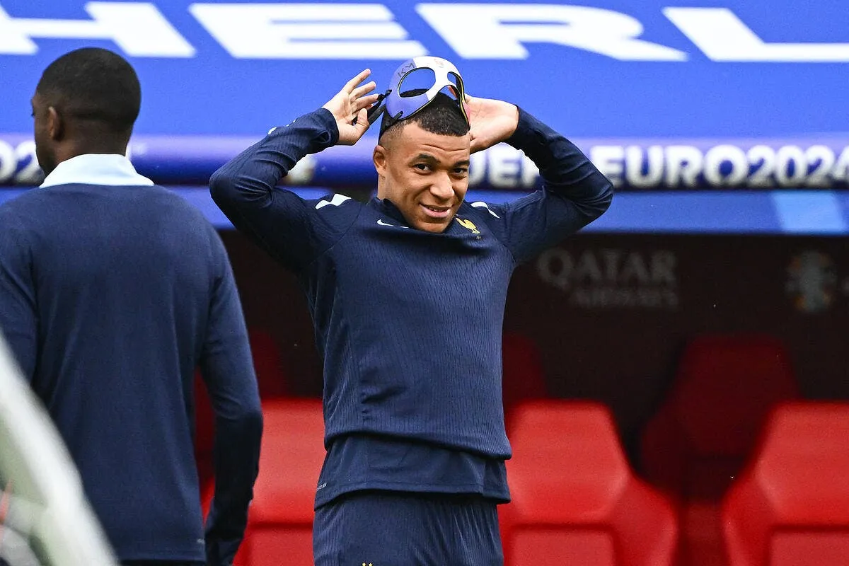 ca suffit deschamps met mbappe sur le banc iconsport 232752 0079 377451