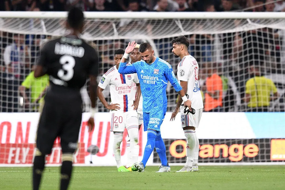 ca va trop loin l ol stoppe le bashing anti lopes icon pl5 6025 347337