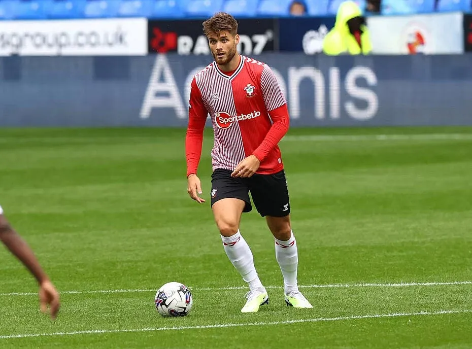 caleta car rejoint l ol pour un pret d une saison duje 363590