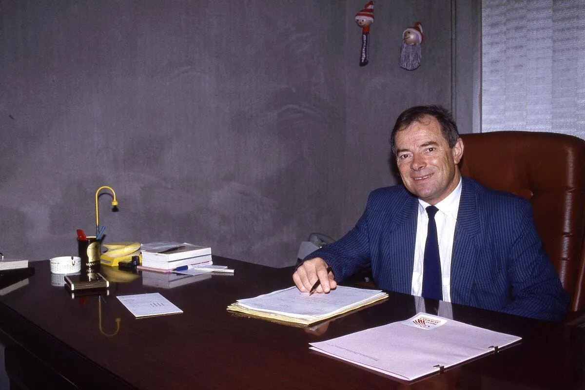 carnet noir deces de francois yvinec icon onz 010285 85 04 2 327353