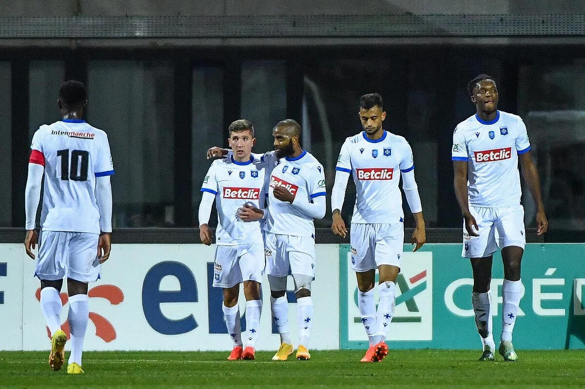 cdf toulouse facile auxerre dans la douleur icon 08012023 arl 5040 355571