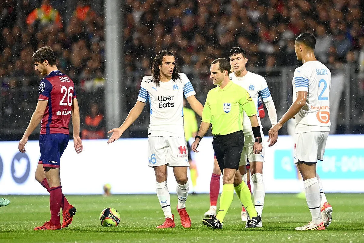 clermont om pas de penalty faute sur le but la var fait polemique icon adi 9264 327089