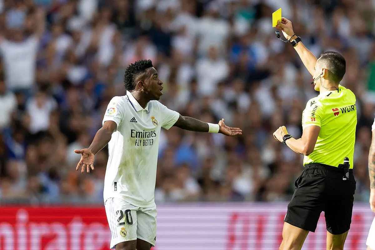 courtois denonce un complot des arbitres contre le real vinicius 12 360043