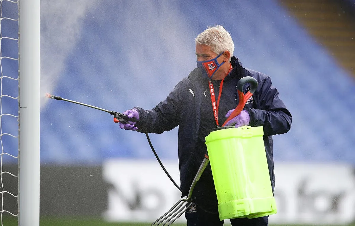 covid vaccination obligatoire pour jouer en premier league icon spi 009 dk palace villa 319647