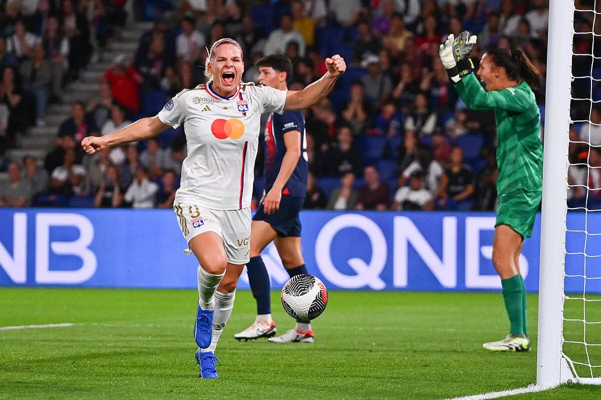 d1 feminine l ol domine le psg icon dib 011023 10 28 366180