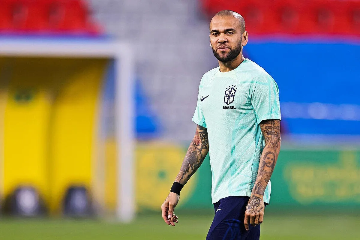 daniel alves detrousse de 8 millions d euros en prison iconsport 167613 0015 372518