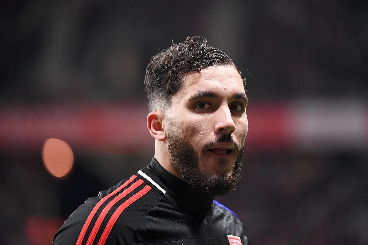 daniel riolo monte dans le train de ce joueur de l ol iconsport 245175 0151 384437