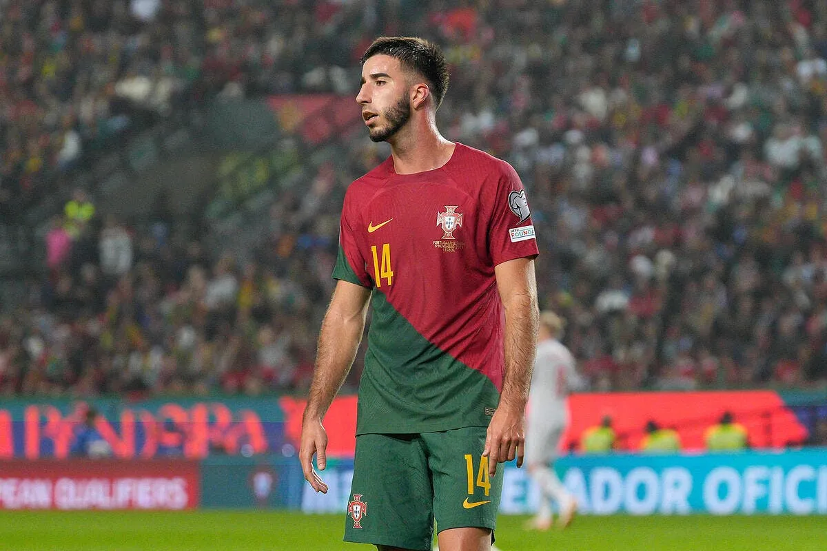 dans l urgence le psg cible des defenseurs hors de prix inacio 370138