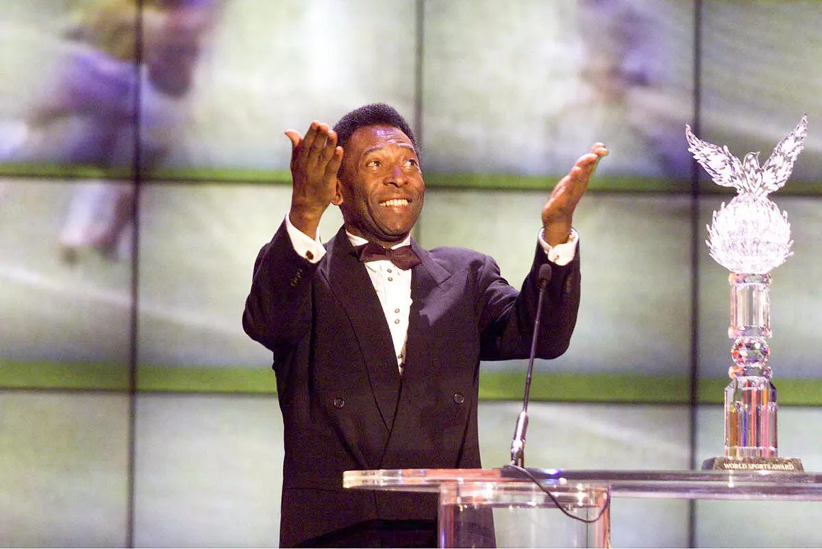 deces le roi pele est mort icon lp 2184294 355171