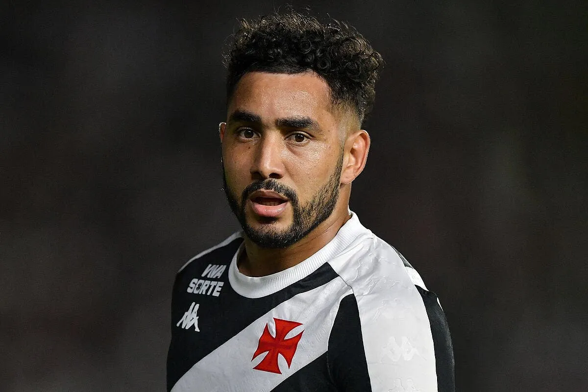 dimitri payet le come back a l om se profile iconsport 241146 0086 382922