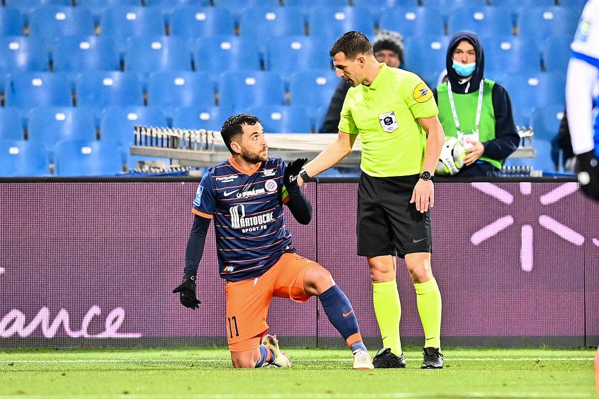 discipline trois matchs pour teji savanier icon 022742 0200 332903