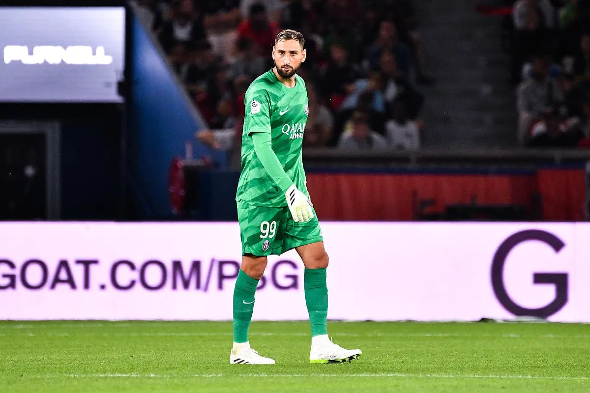 donnarumma taille au psg l italie demande des comptes donnarumma 9 377008