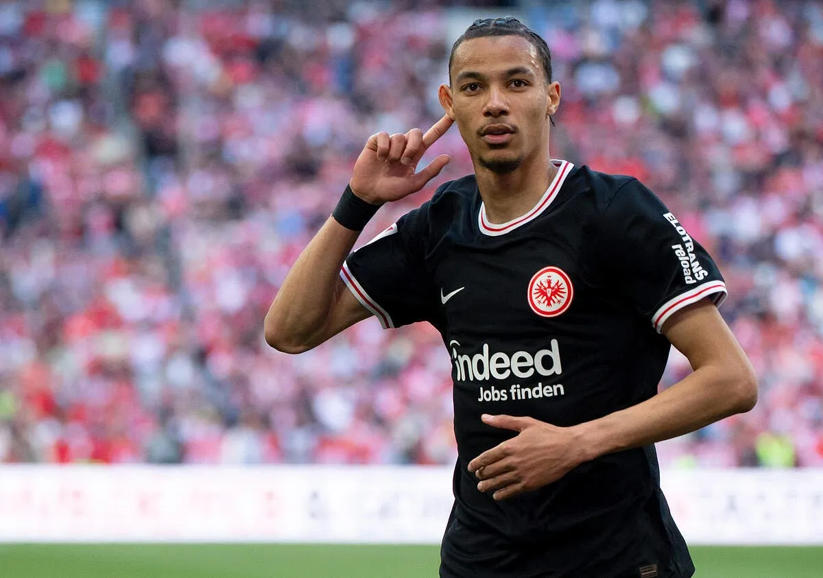 edf hugo ekitike refuse le cameroun il vise les bleus iconsport 215324 0029 375250