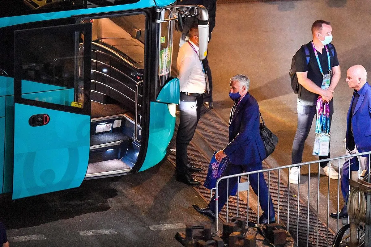 edf les francais veulent deschamps jusqu en 2022 icon bap 280621 93 237 318049