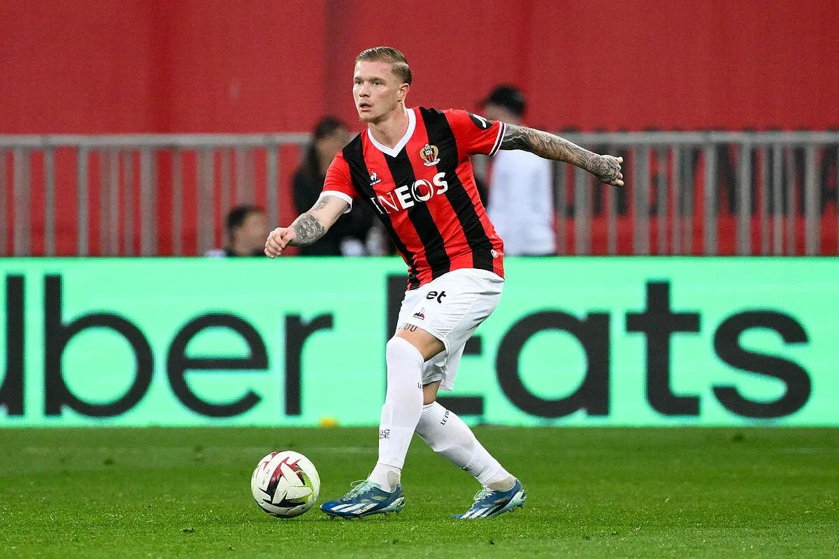 edf melvin bard interpelle deschamps avant l euro iconsport 188497 0064 373787