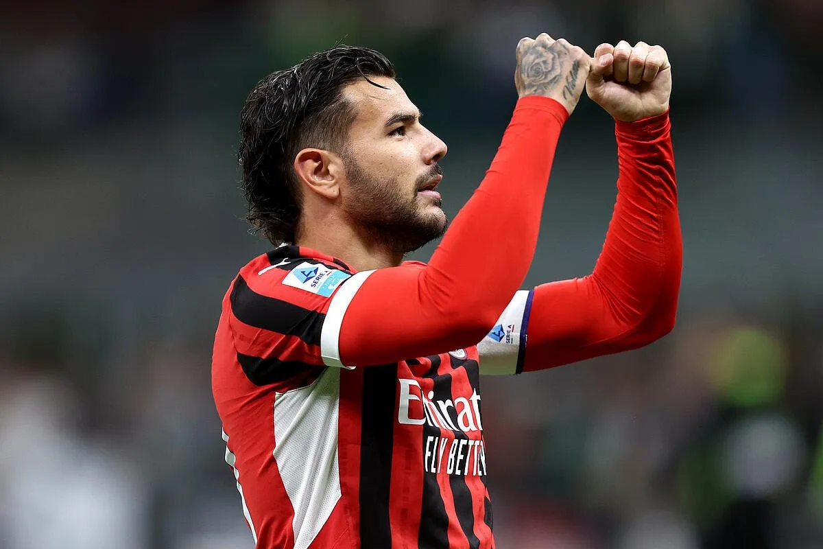 egale par theo hernandez a milan paolo maldini conteste theo hernandez 7 381805