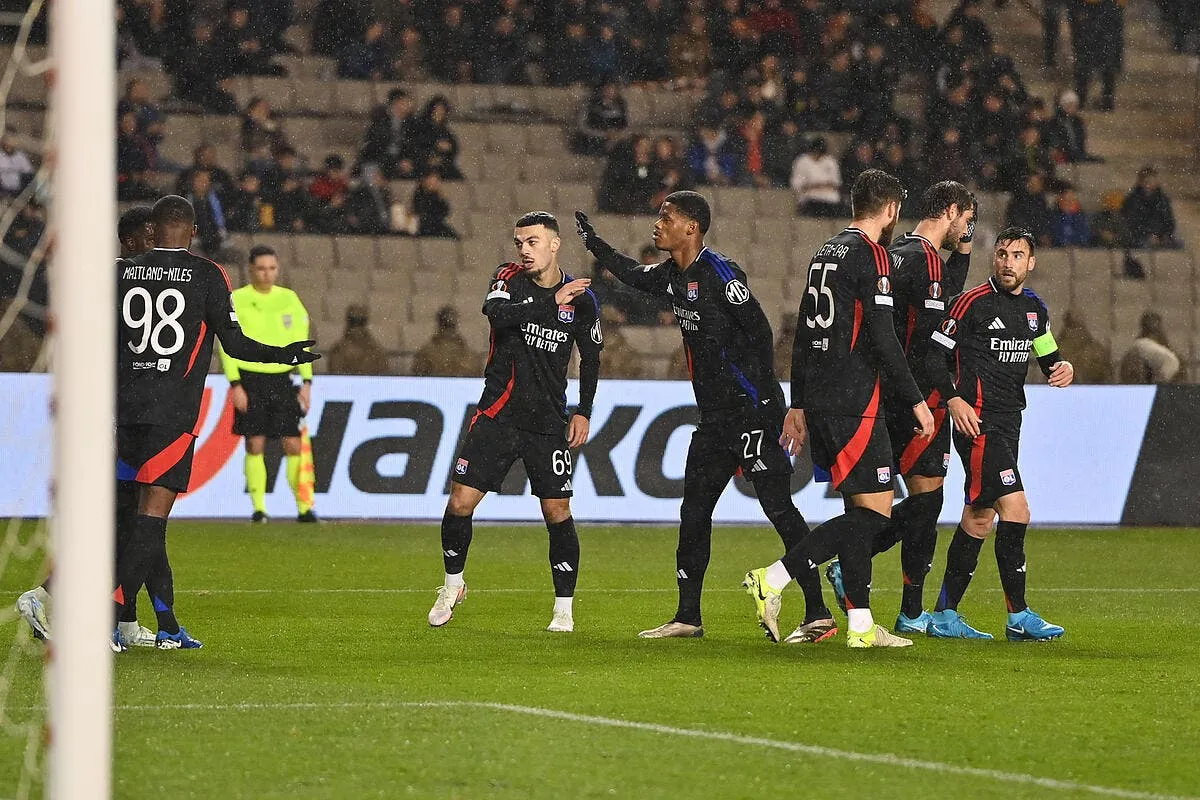 el mikautadze en mode roi lion l ol se balade a bakou iconsport 245636 0059 384579